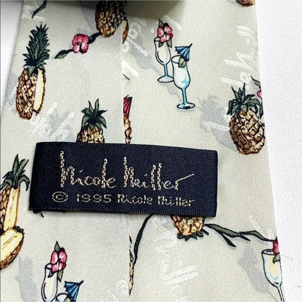 Nicole Miller nicole miller